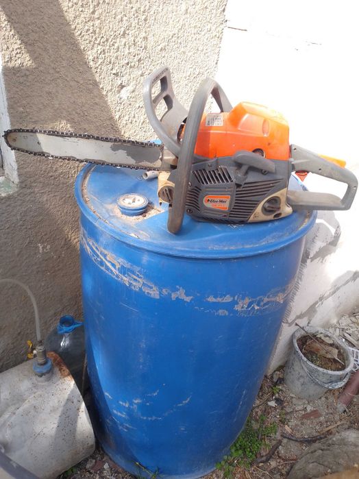 Бензопила Oleo италия