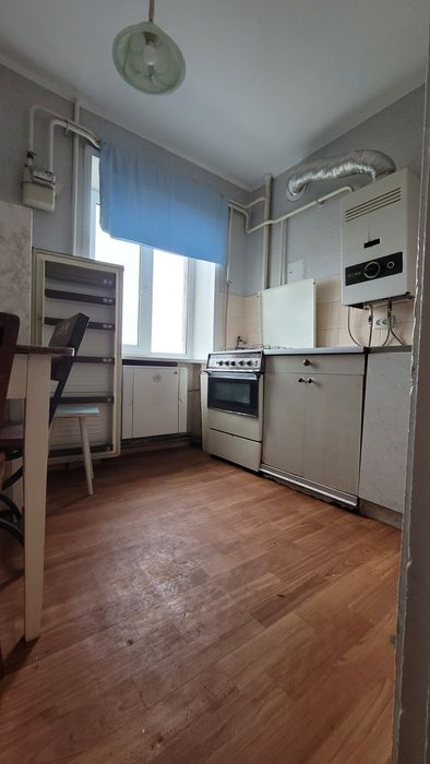 Продам 1но кімнатну в Марганці.