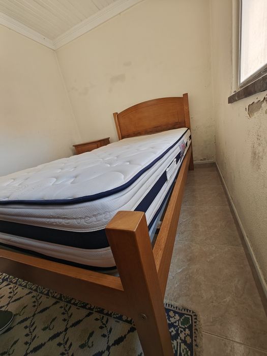 Quarto solteiro - madeira maciça