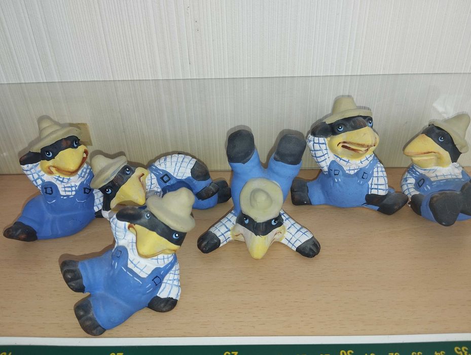 Детские игрушки гипсовые фарфоровые фигурки Ворона Каркуша.