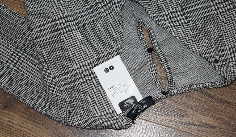 Sukienka krótki kombinezon Bershka S Nowy