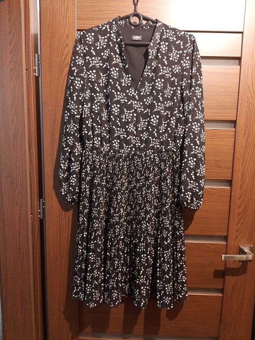 Sukienka  rozm S. Salko