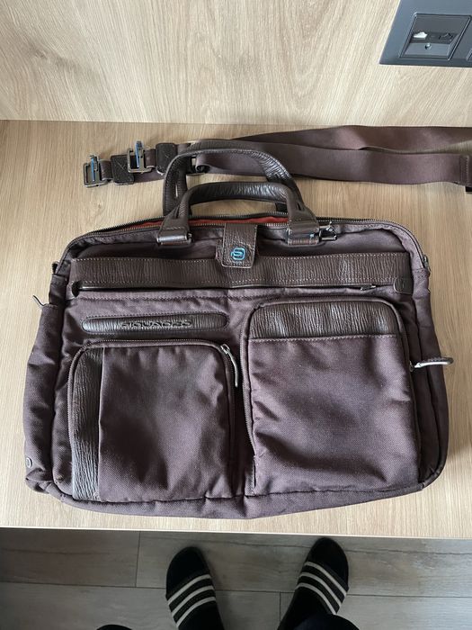 Сумка фірми Piquadro