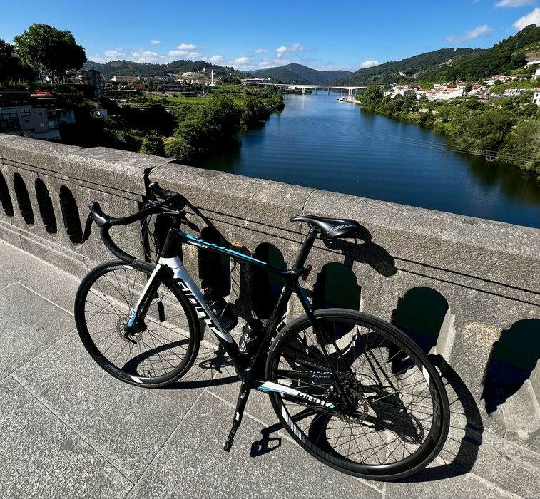 Giant TCR Advanced 2 Disc Carbono Shimano 105 ( L )