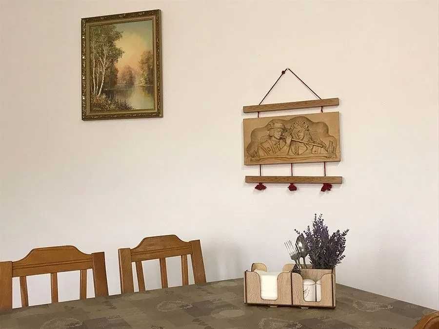 Котедж на 8 осіб з басейном. Сколе