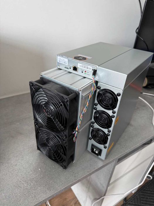 Склад в Наявності Bitmain L9 16G