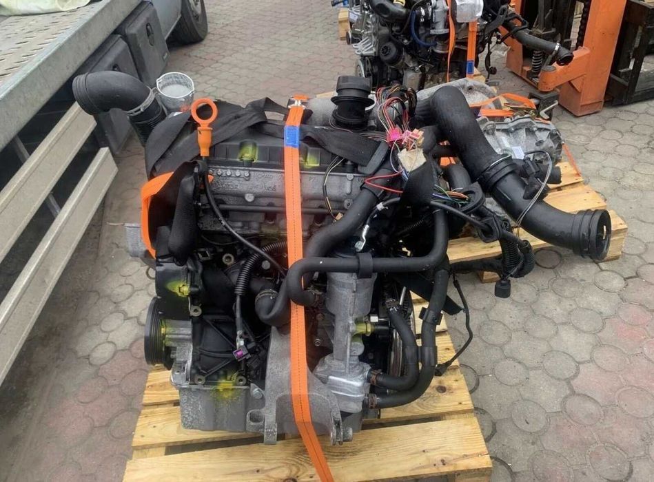 Motor 1.9 TDI VW T5 Transporter AXB AXC