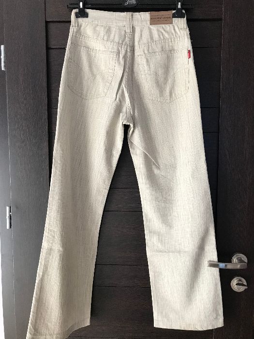 męskie materiałowe spodnie letnie bezowe