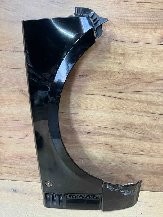 Błotnik przedni prawy Range Rover Vogue lift kolor java black