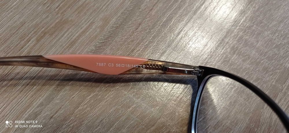 Oprawki okularowe, okulary korekcyjne