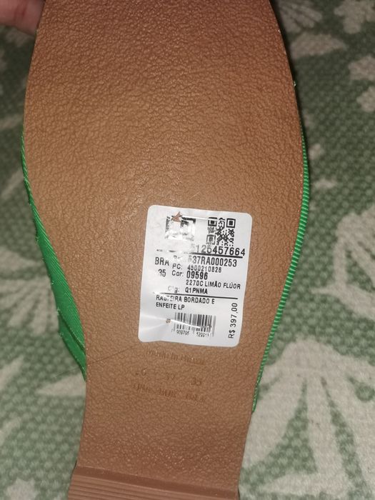 Chinelas verdes Lança Perfume novas