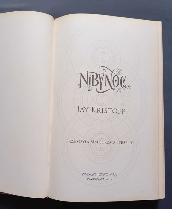 Jay Kristoff. Nibynoc. Księga pierwsza. MAG, 2017 r. Wydanie I.