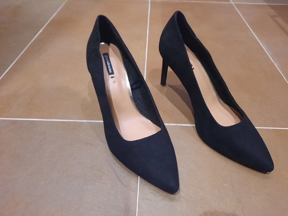 Sapatos de senhora  n° 39 stradivarius