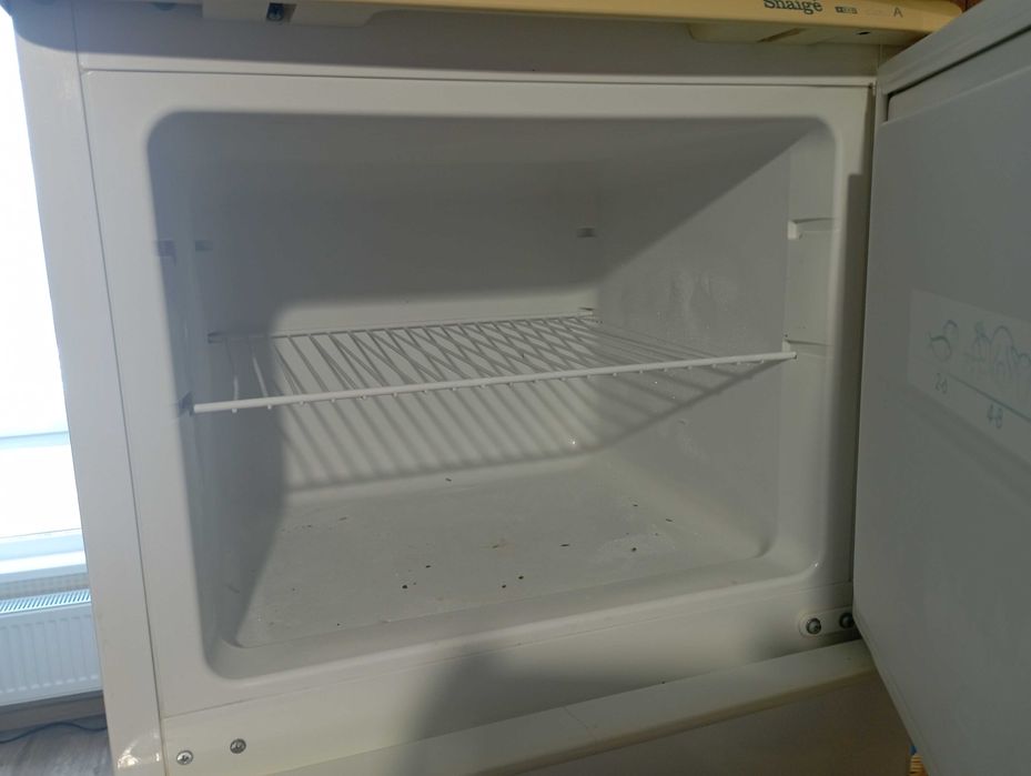 Холодильник Snaige FR 275