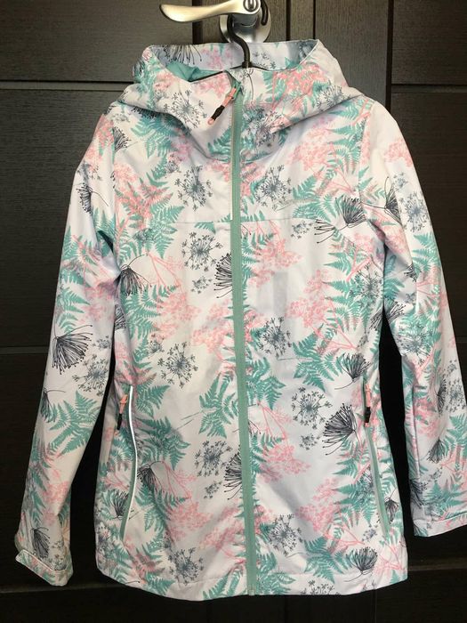 Новая куртка Outventure для девочки 140-146см