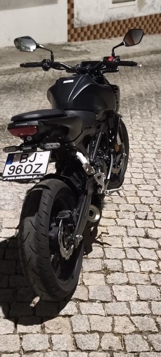 Honda cb125r de 2024