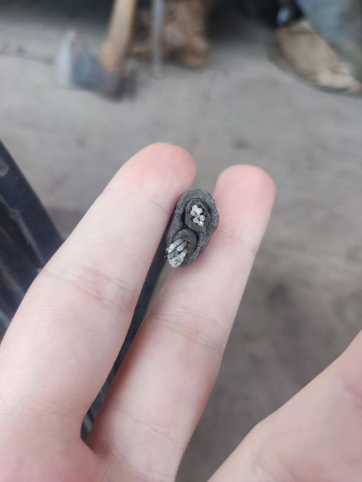 Кабель с тросовкой