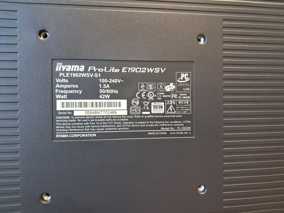 Monitor iiyama ok. 15''