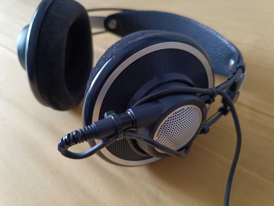 Headphones AKG -K 702 . Excelente Estado
