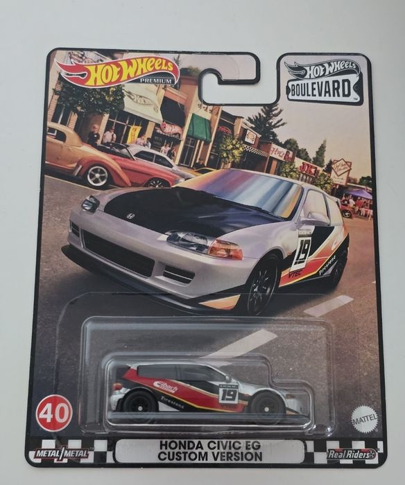 4x Hot Wheels Boulevard