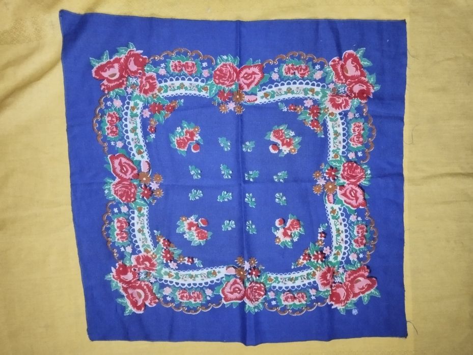 Платки шерстяные, времён СССР.