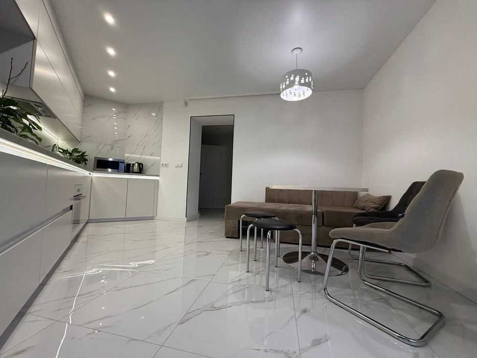 Продаж 1к квартири з ремонтом