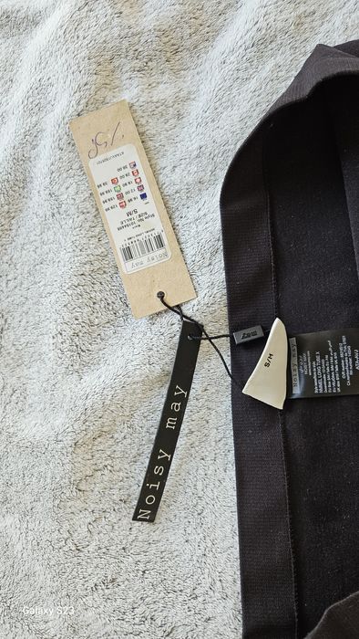 Bielizna korygująca Noisy May
Rozmiar S/M
33 cm x 65 cm