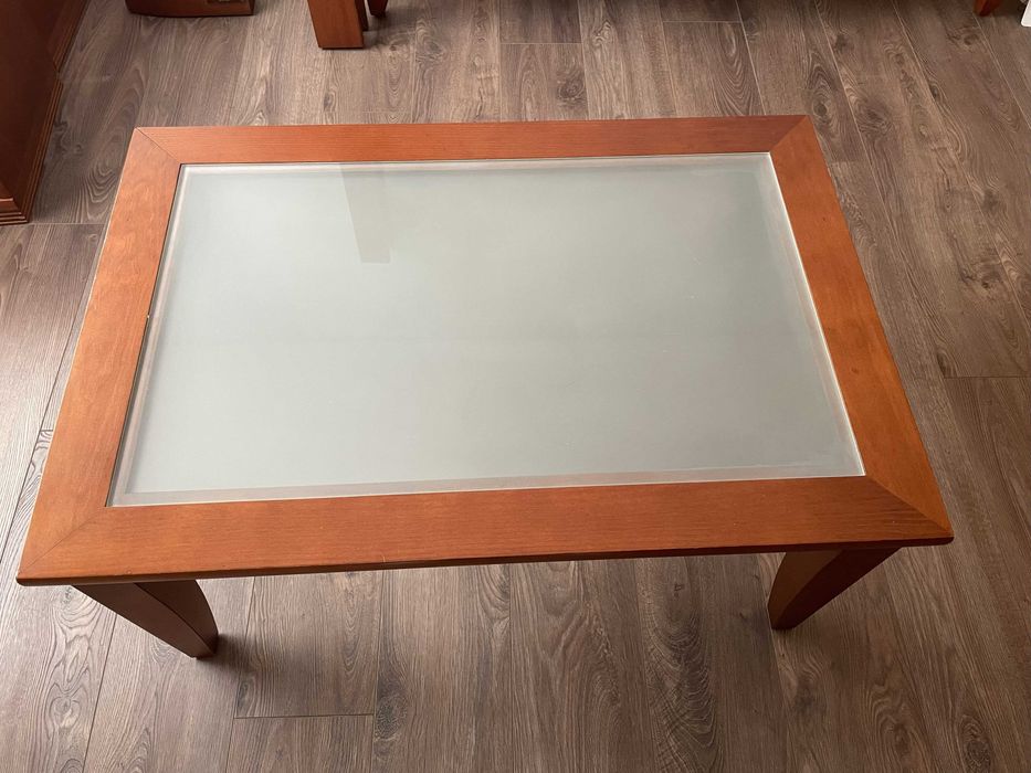 Mesa apoio em cerejeira