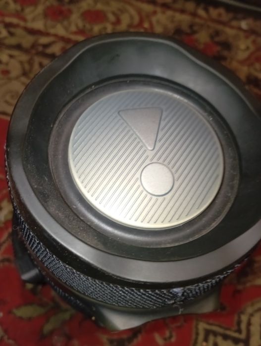 Продам колонку JBL екстрім 2