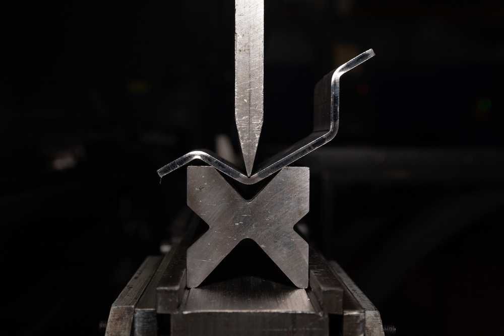 Usługi CNC Laser, palenie, cięcie blach laserem. Prasa, gięcie blach.