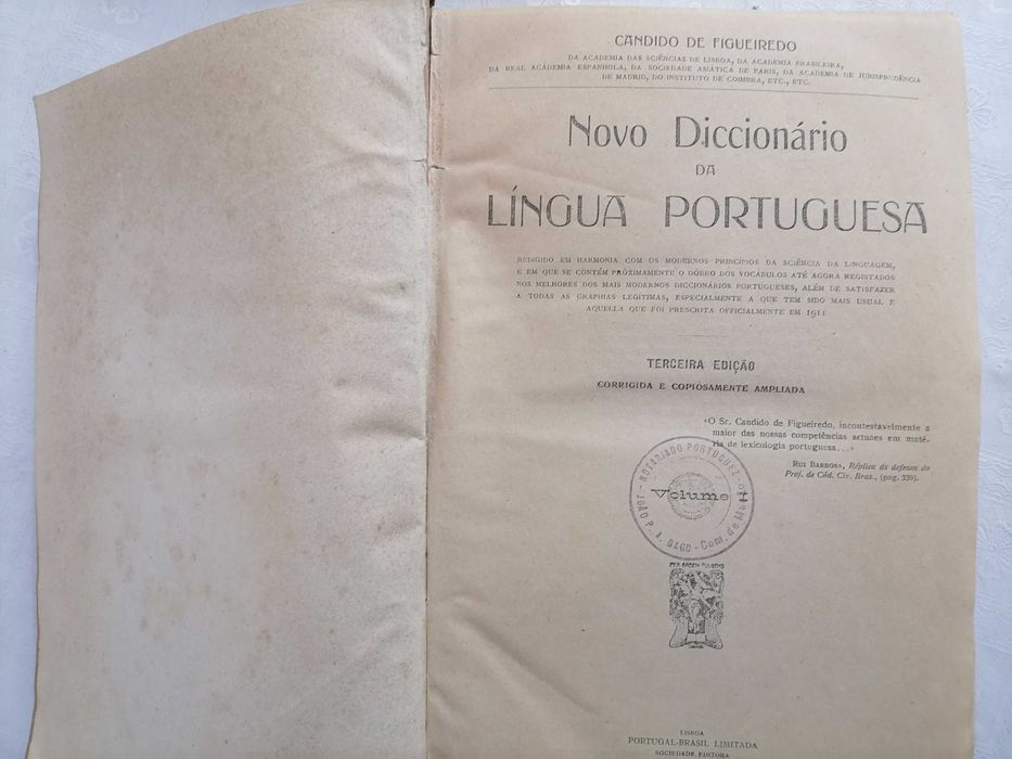 Novo Dicionário da Língua Portuguesa Terceira Edição