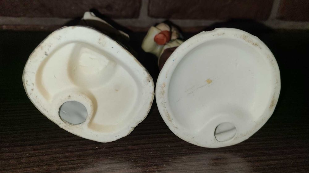 Пара порцелянових статуеток