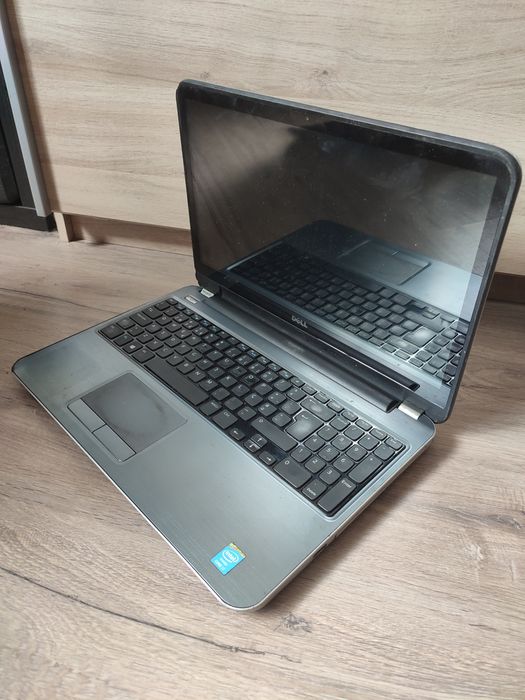 Dell inspiron 5537