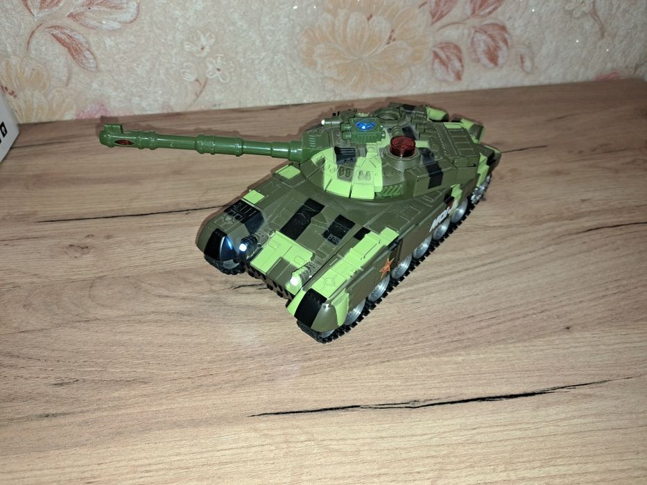 Продам Танк на радіокеруванні