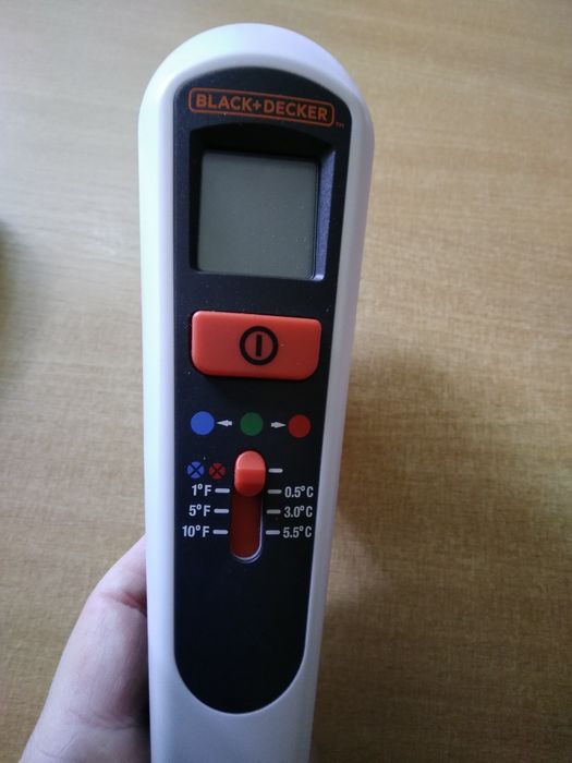 Black & Decker TLD100 detektor, termometr, pirometr