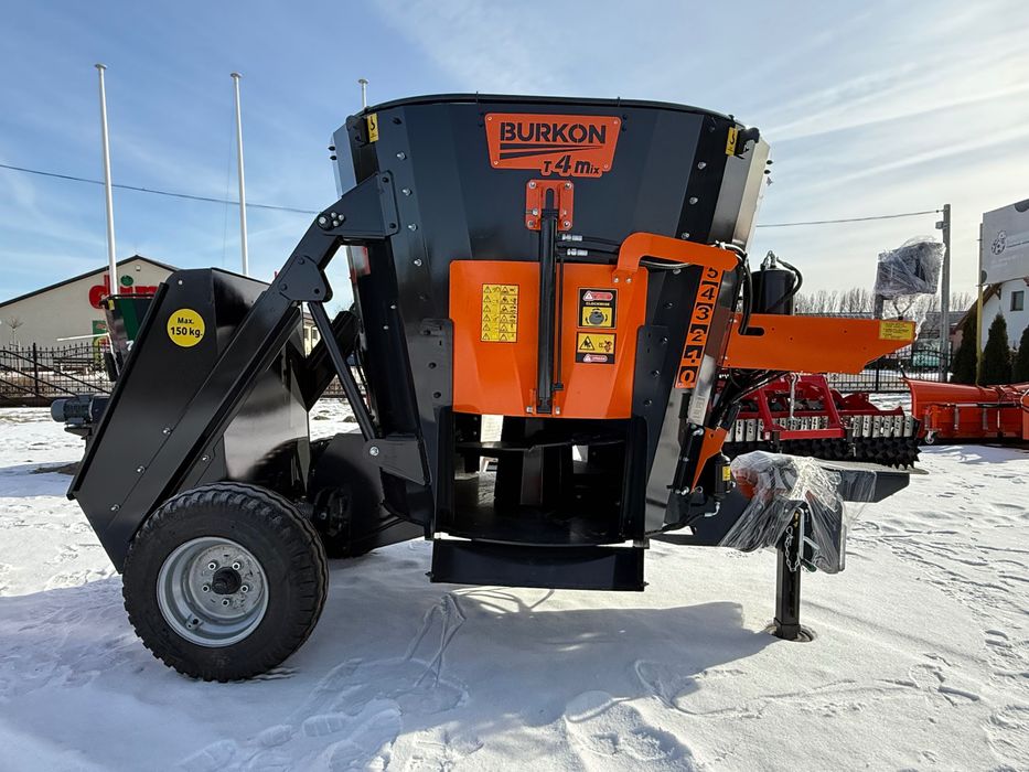 Wóz paszowy paszowóz  mieszalnik Burkon 4 m³