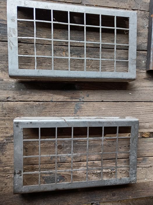 Kratki wentylacyjne nierdzewne duże