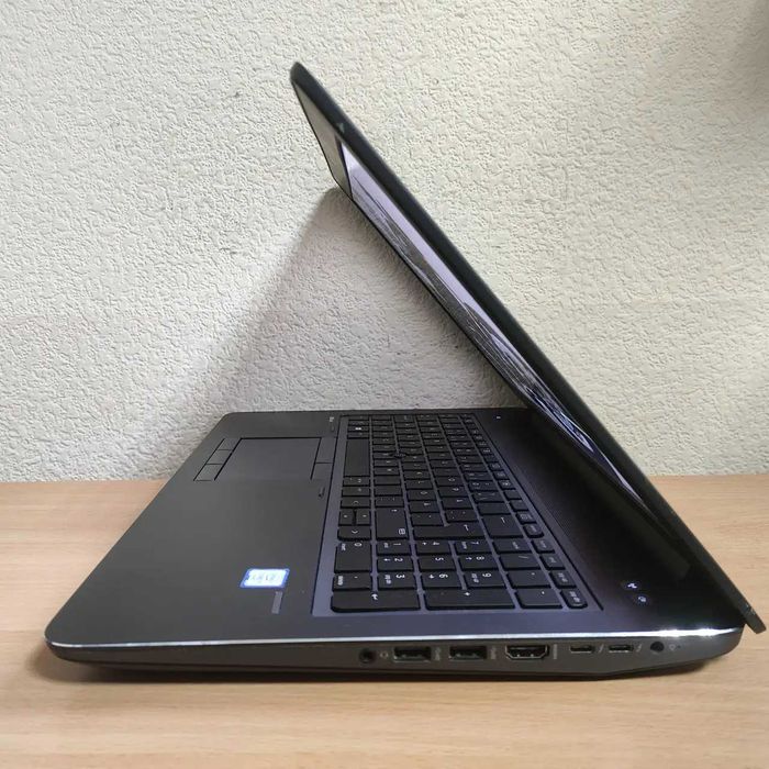 Ігровий HP zBook 15 G3 FHD IPS i7-6700HQ/16Gb/512SSD/NVIDIA M2000M 4GB