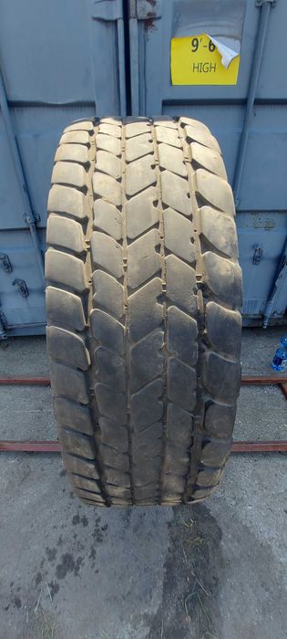 Opona do dźwigu Michelin 445 95 R25 2010r