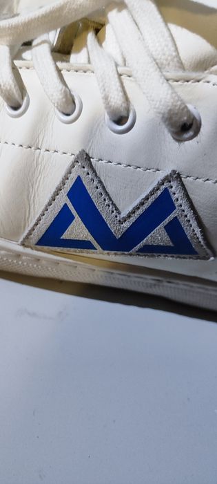 Sapatilhas DV brancas