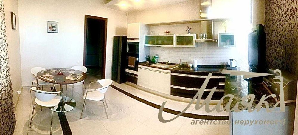 2к 130м2 Кудрявский спуск, Львовская площадь, Золотые Ворота, Центр