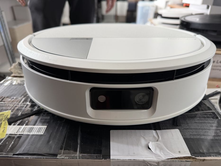 iRobot Roomba Combo® MAX 705 ze stacją dokującą AutoWash – biały