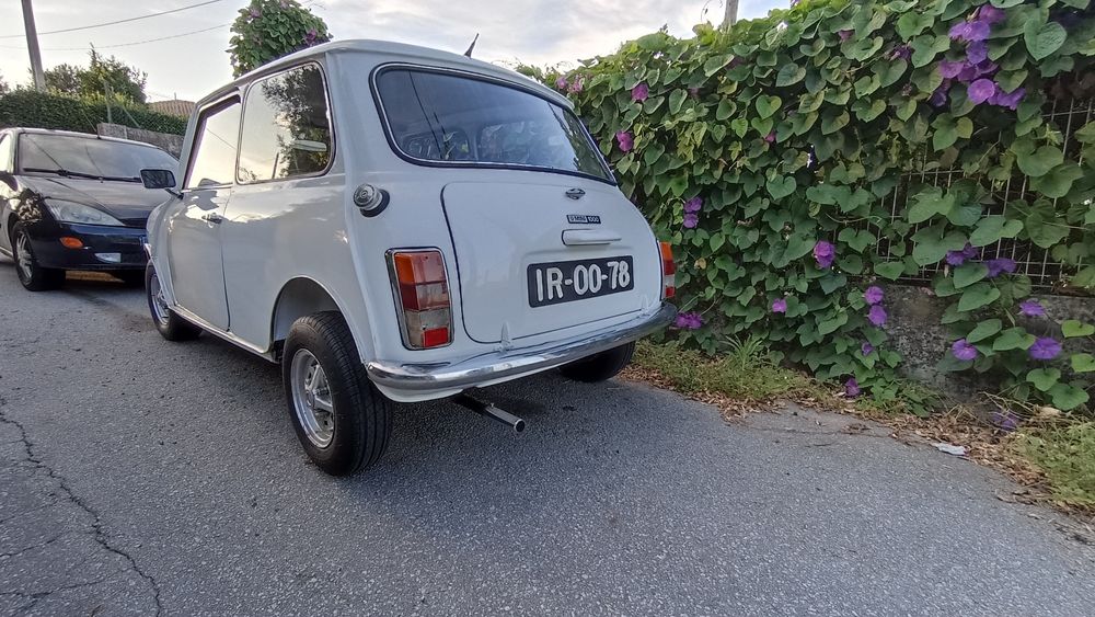 Mini 1000, de 1981, bom estado geral