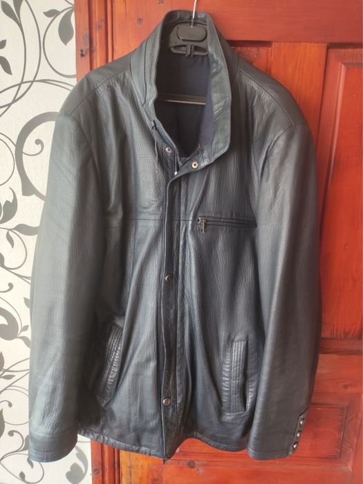 Куртка шкіряна нова