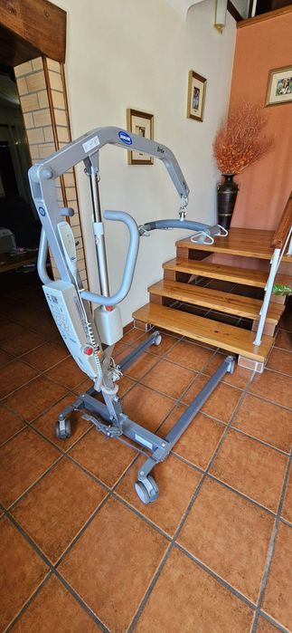 Grua de transferência Invacare