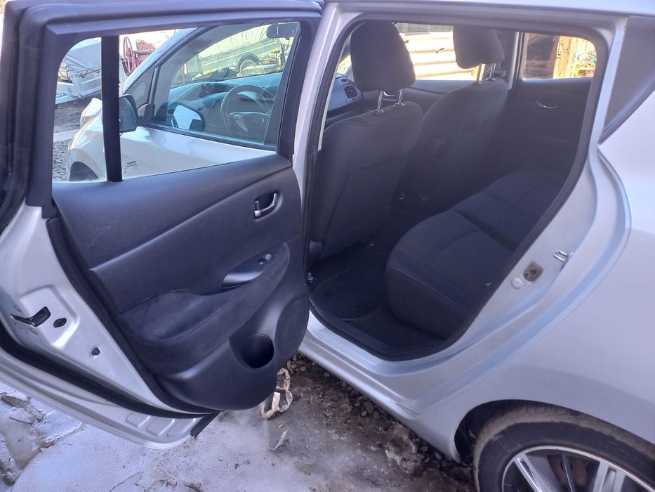Продам Nissan Leaf 24kBт. 2015г.