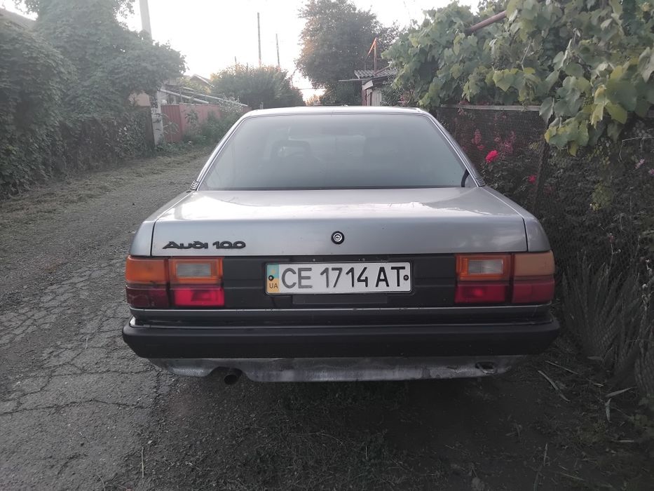 Audi 100 на ходу