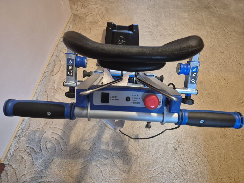 Schodołaz gąsienicowy Liftkar PTR 130