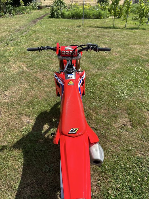 Honda crf250.
