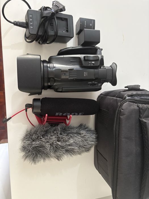 Canon Legria HF G70 4K Handycam